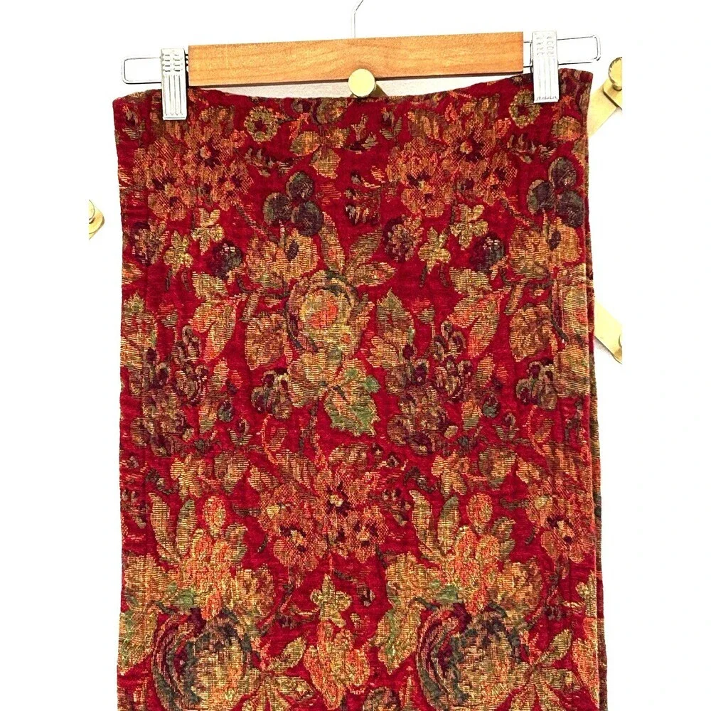 Z Gallerie Table Runner Floral Print Tapestry Style Fringe Country Farmhouse